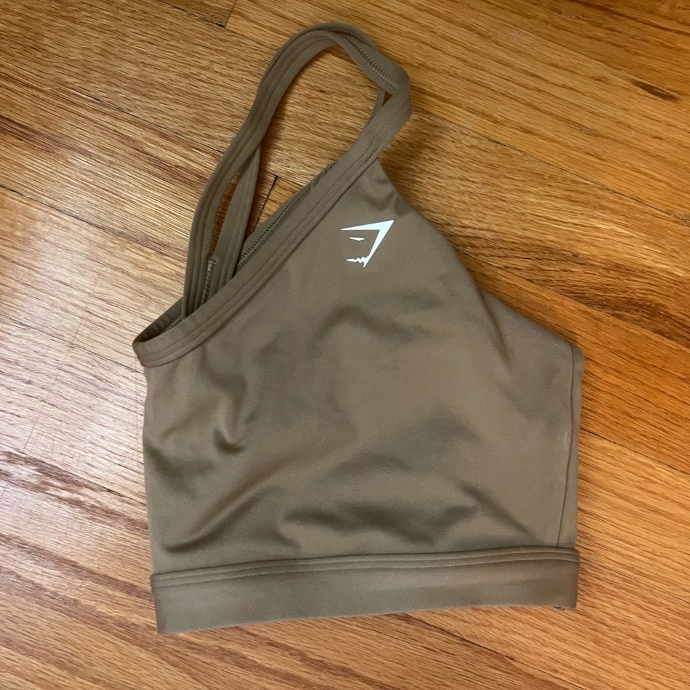 Gym shark bra size L